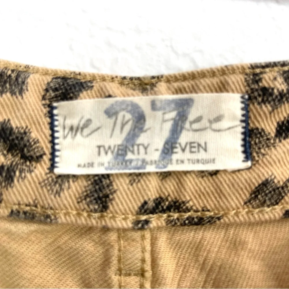 We The Free Dogtown Tan Cheetah Print High Waisted Cut-off Short Size 27